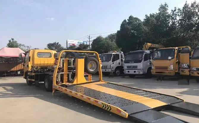 思茅区汽车中途维修案例
